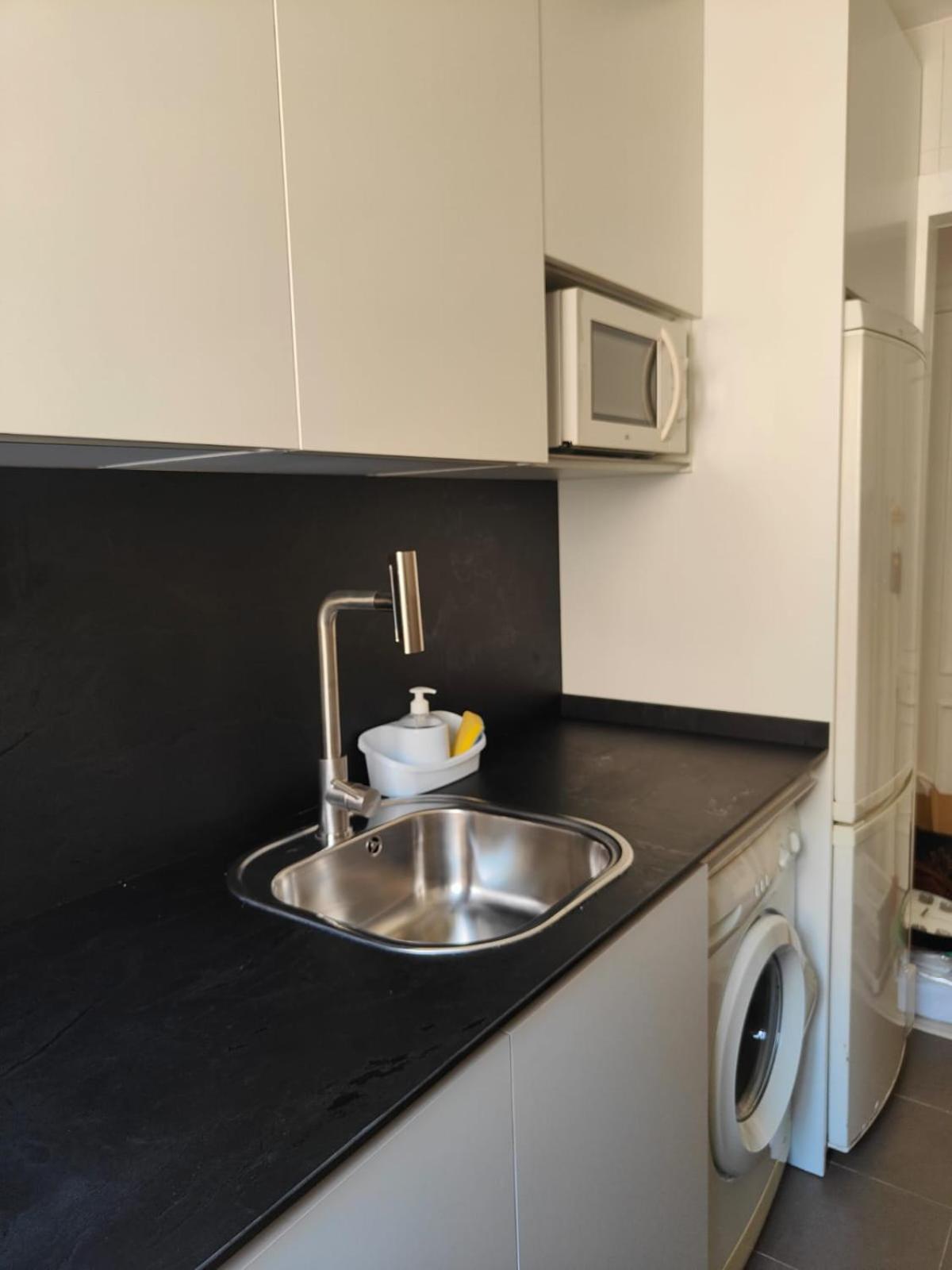 Apartamento Reformado Parking Gratis Santa Justa Sevilla Eksteriør billede