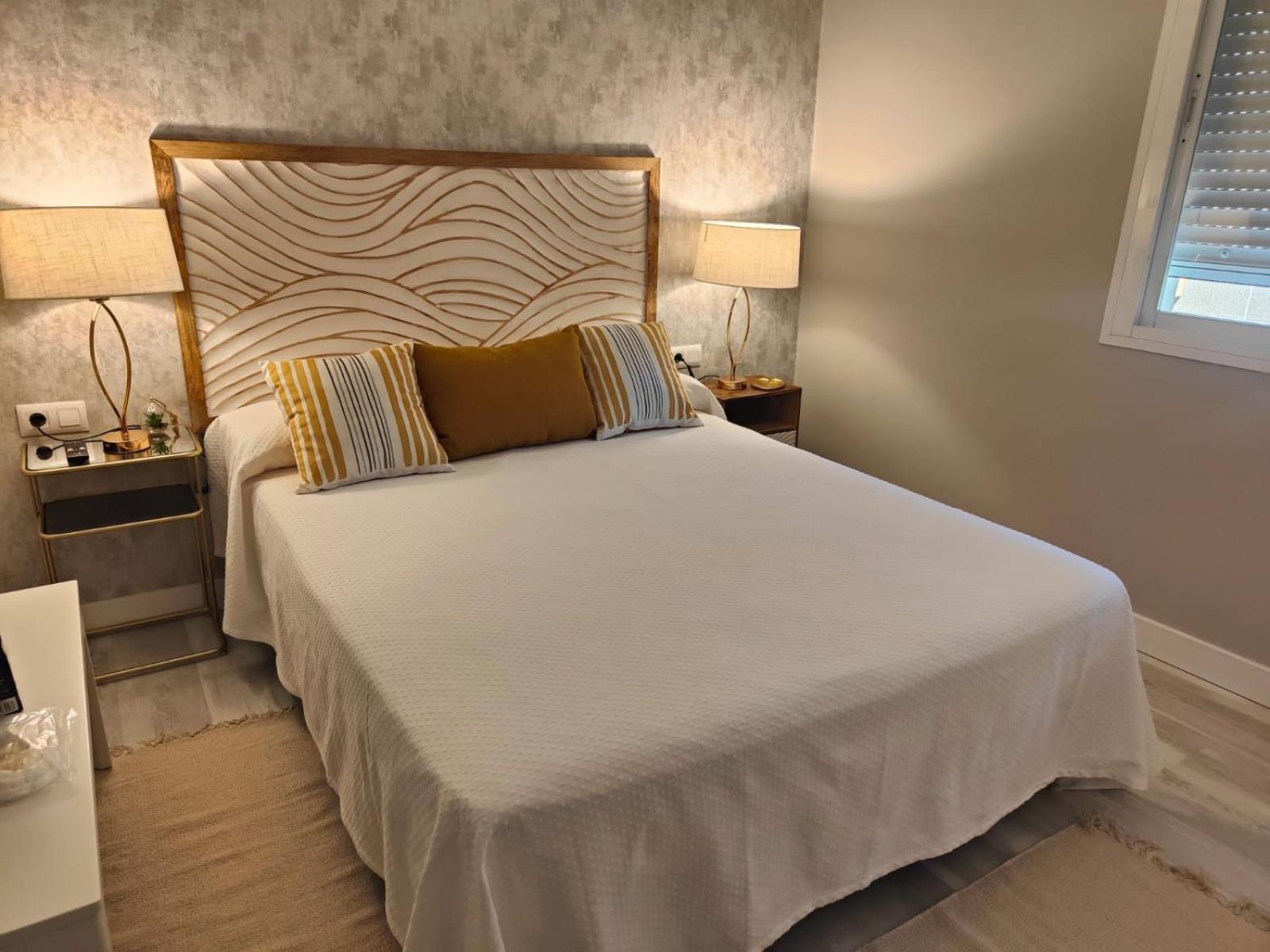 Apartamento Reformado Parking Gratis Santa Justa Sevilla Eksteriør billede